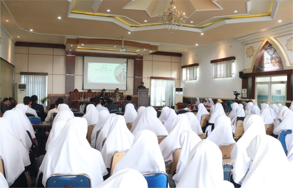 Pascasarjana UNIDA Gontor Kelas C Buka Perkuliahan Semester Genap dan Kuliah Umum Perdana
