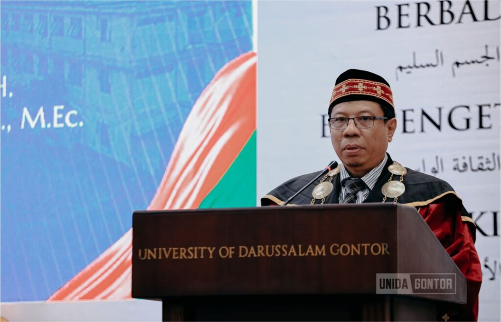 Pengukuhan empat Guru Besar UNIDA Gontor dalam Rapat Terbuka Senat