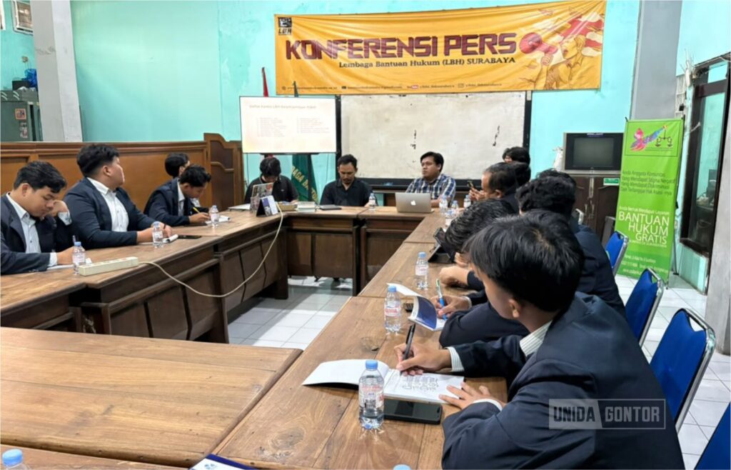 Mahasiswa PMH UNIDA Gontor mengikuti SPL di LBH Surabaya