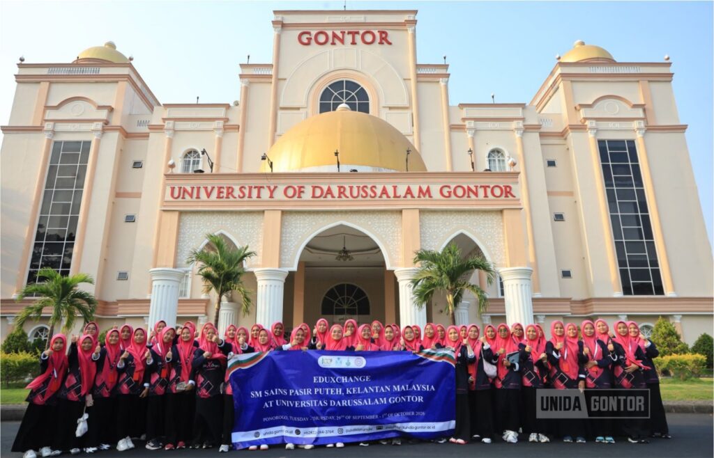 UNIDA Gontor Perkuat Sinergi Pendidikan dan Budaya melalui EduXchange SM Sains Malaysia