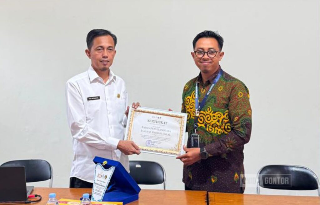 Islamic Economic Law students attend an enrichment study at BPJPH Bandung