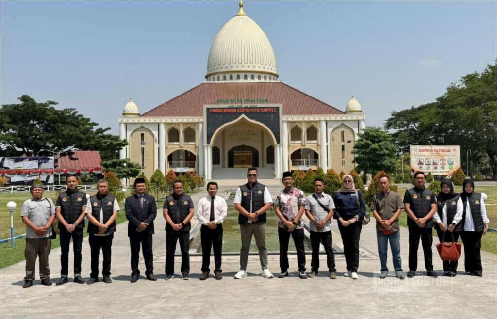 Tim gabungan pemantauan orang asing mengunjungi UNIDA Gontor Kelas C